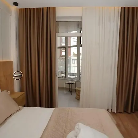 Golden Space 2 Apartman *